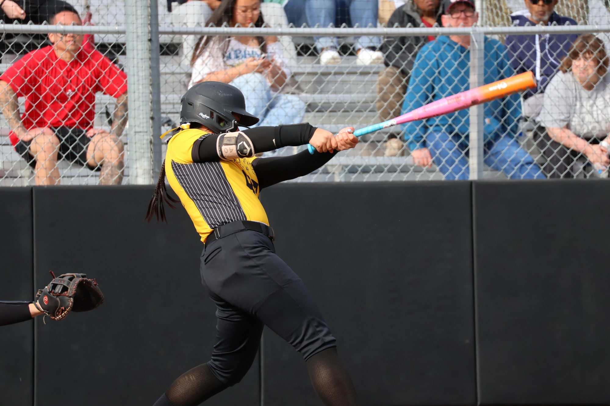 Lute swinging the bat