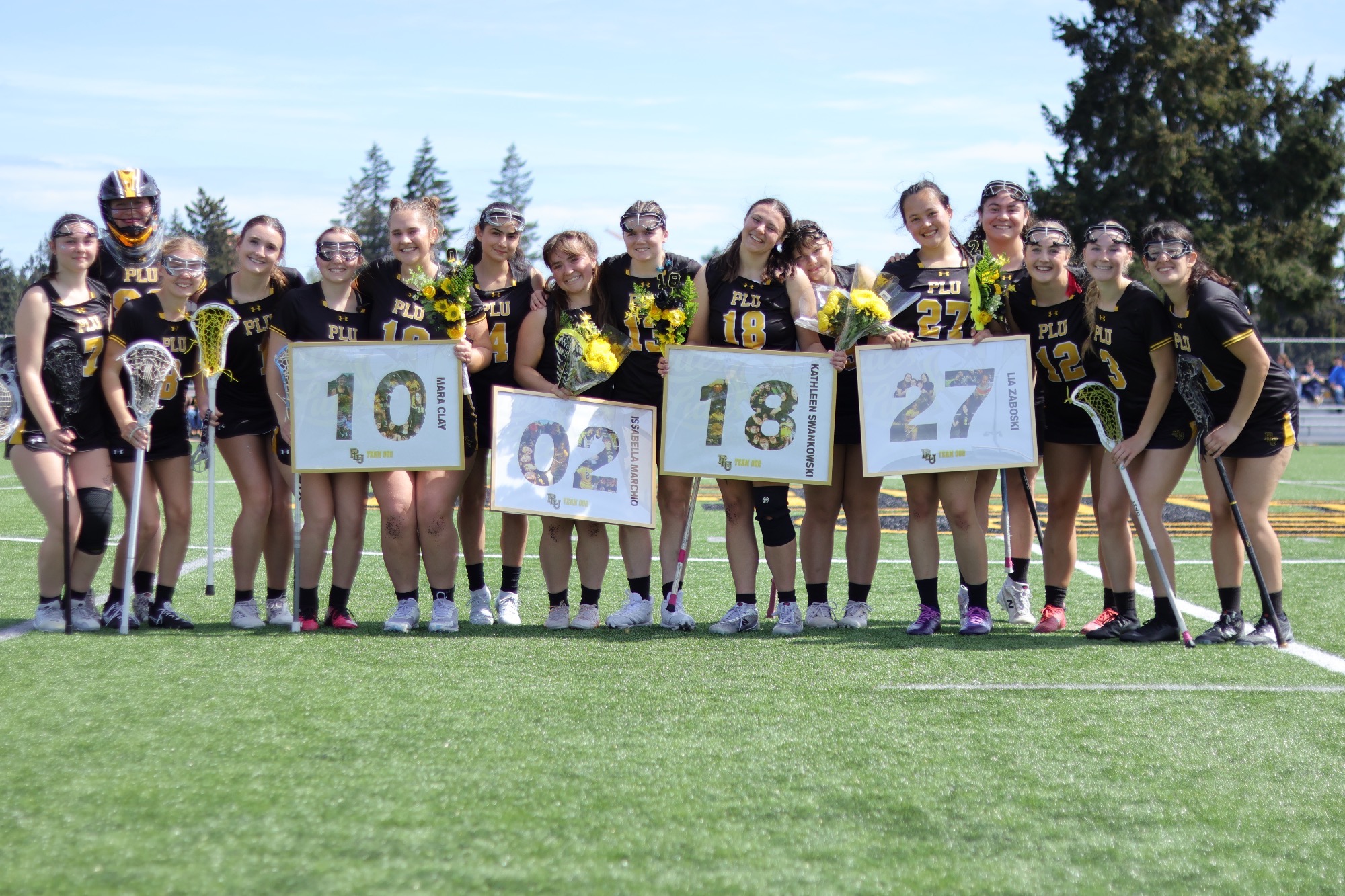 2026 PLU wax seniors with the team
