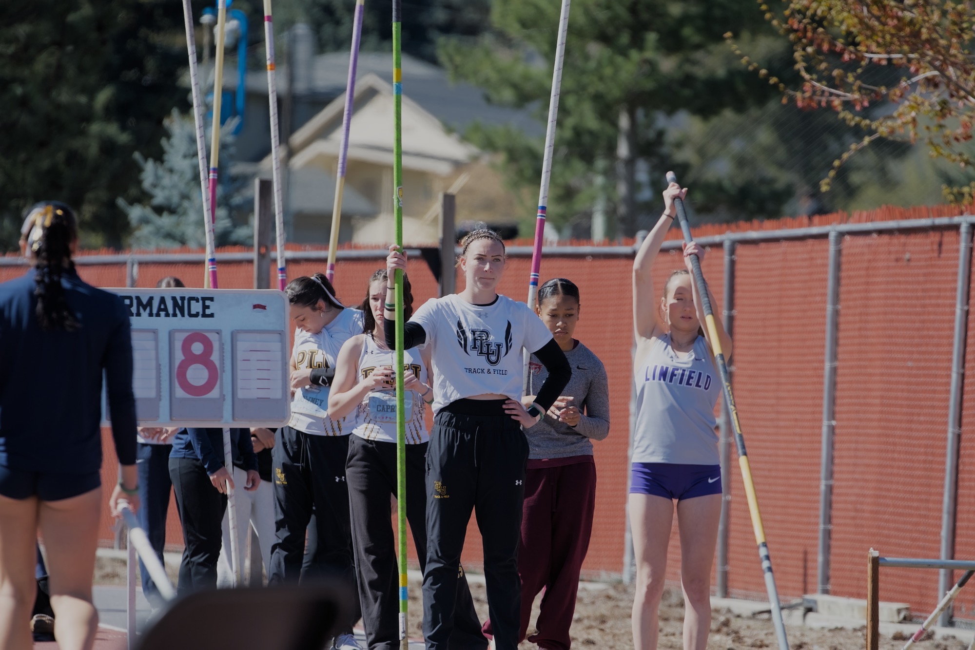 Ki Neir warming up for pole vault at NWC Championships in 2026