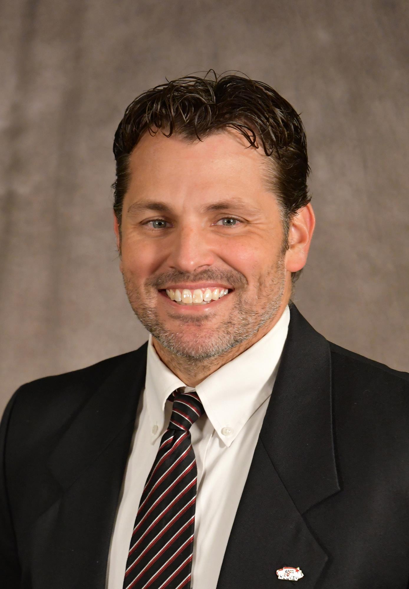 tomczyk headshot