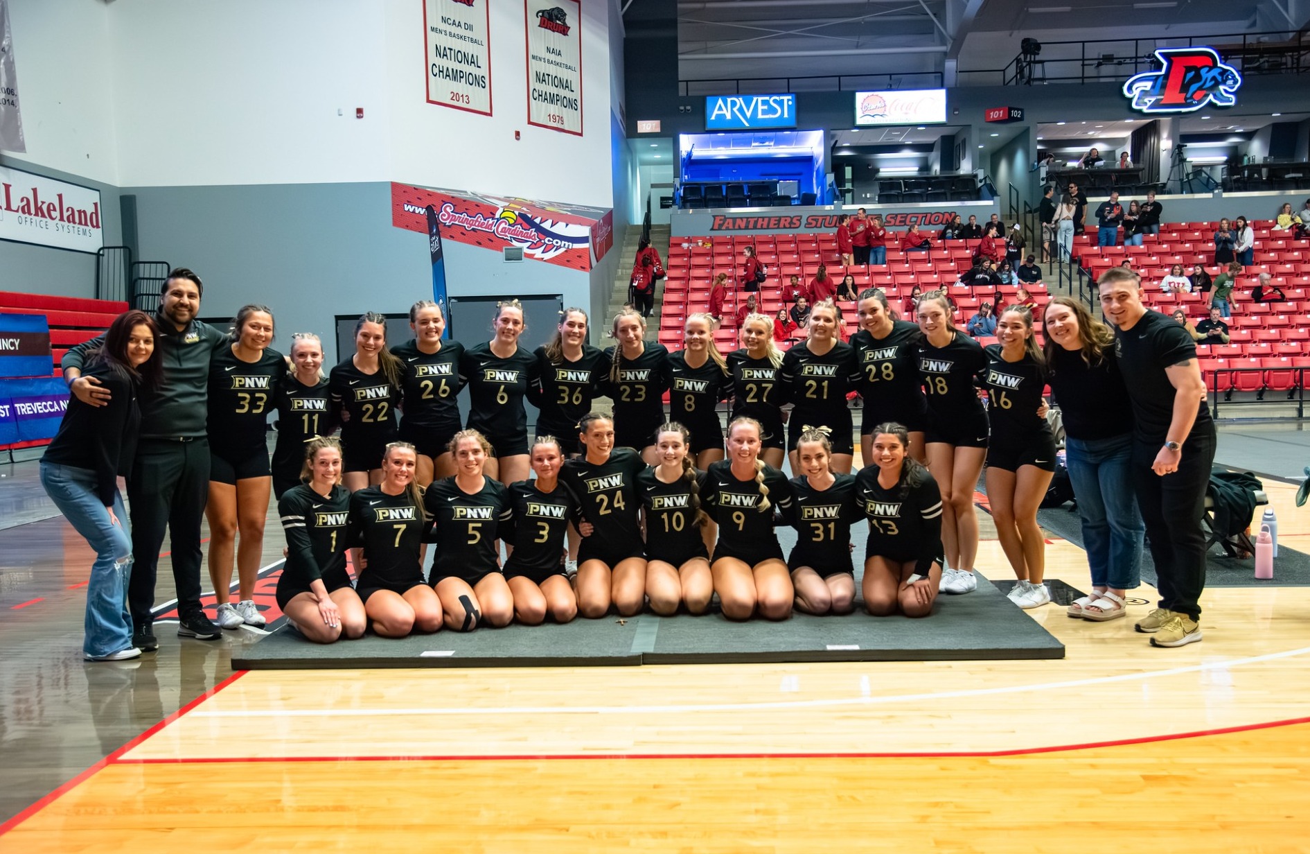 STUNT Team Pic at GLVC Tournament