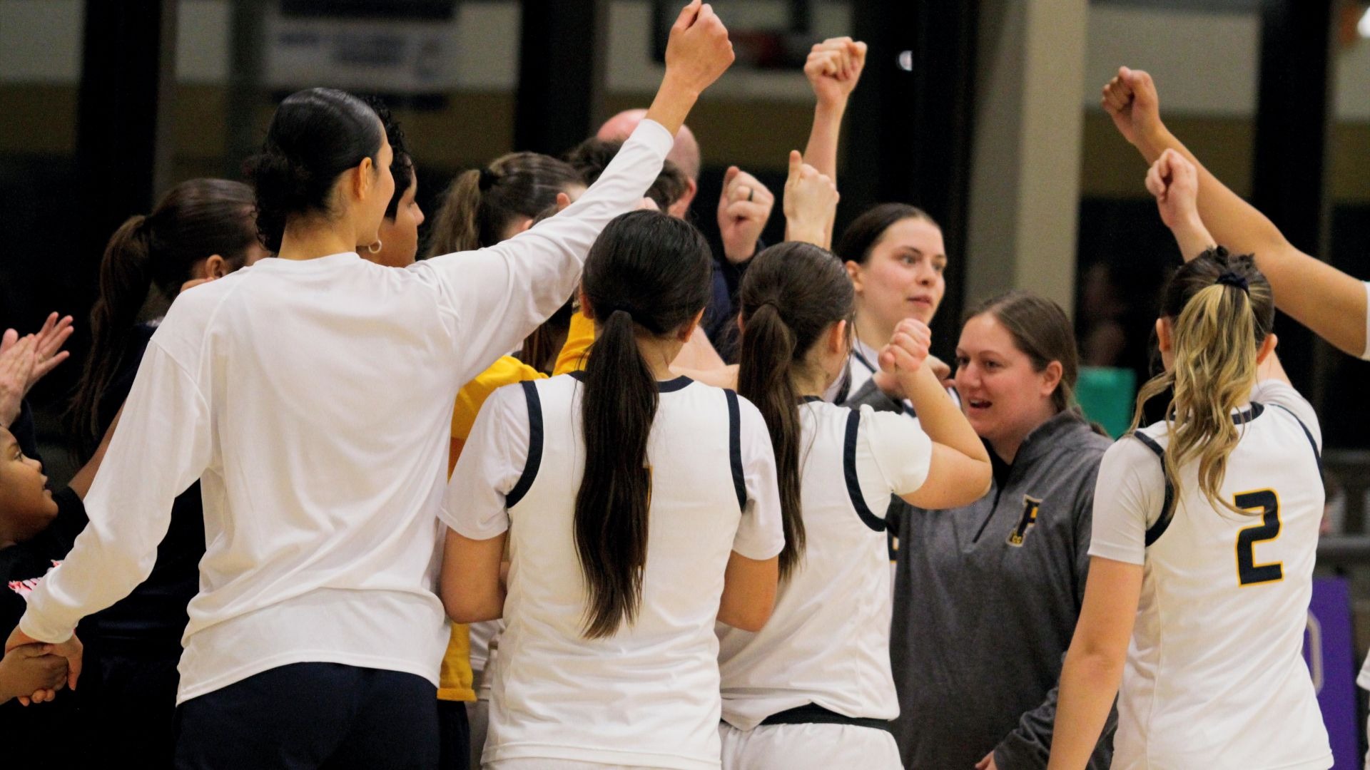 Women's Basketball Huddle at a Timeout
