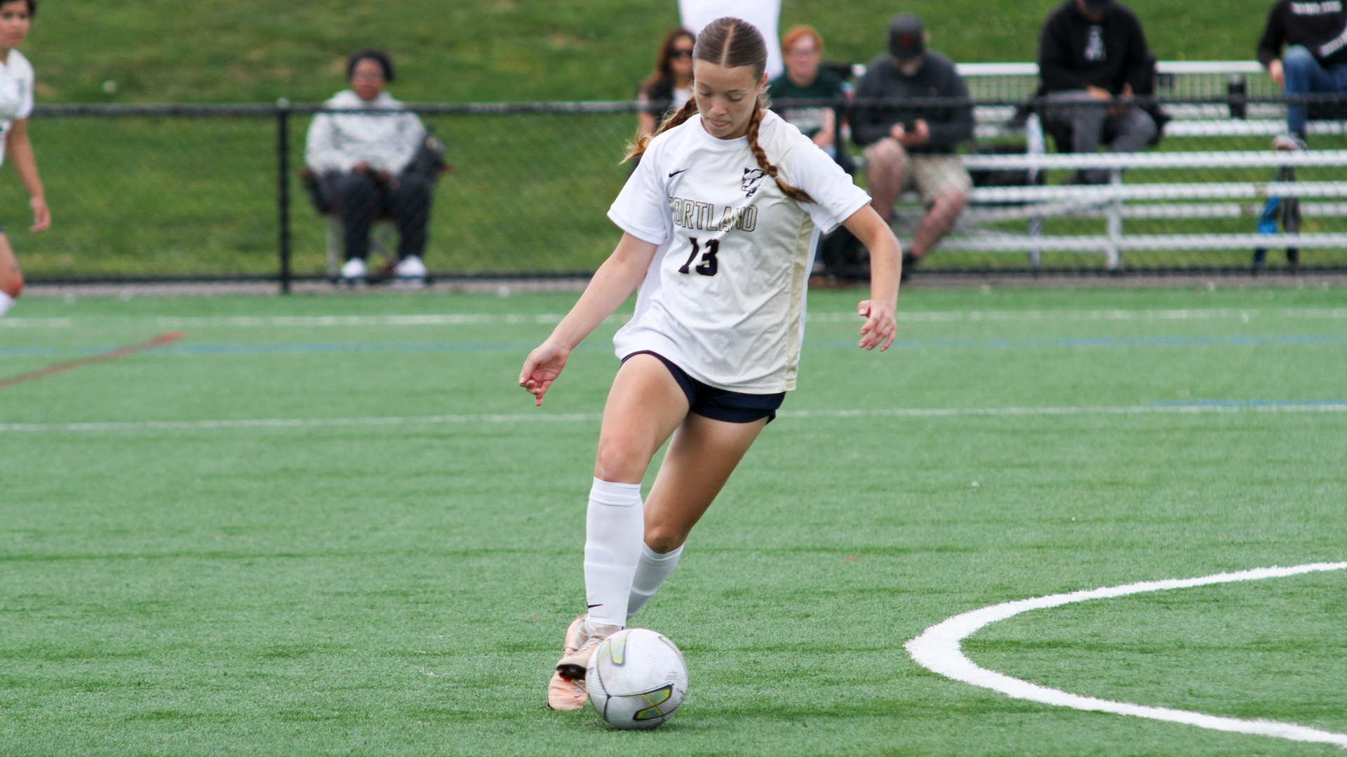 Alli Aldinger action photo