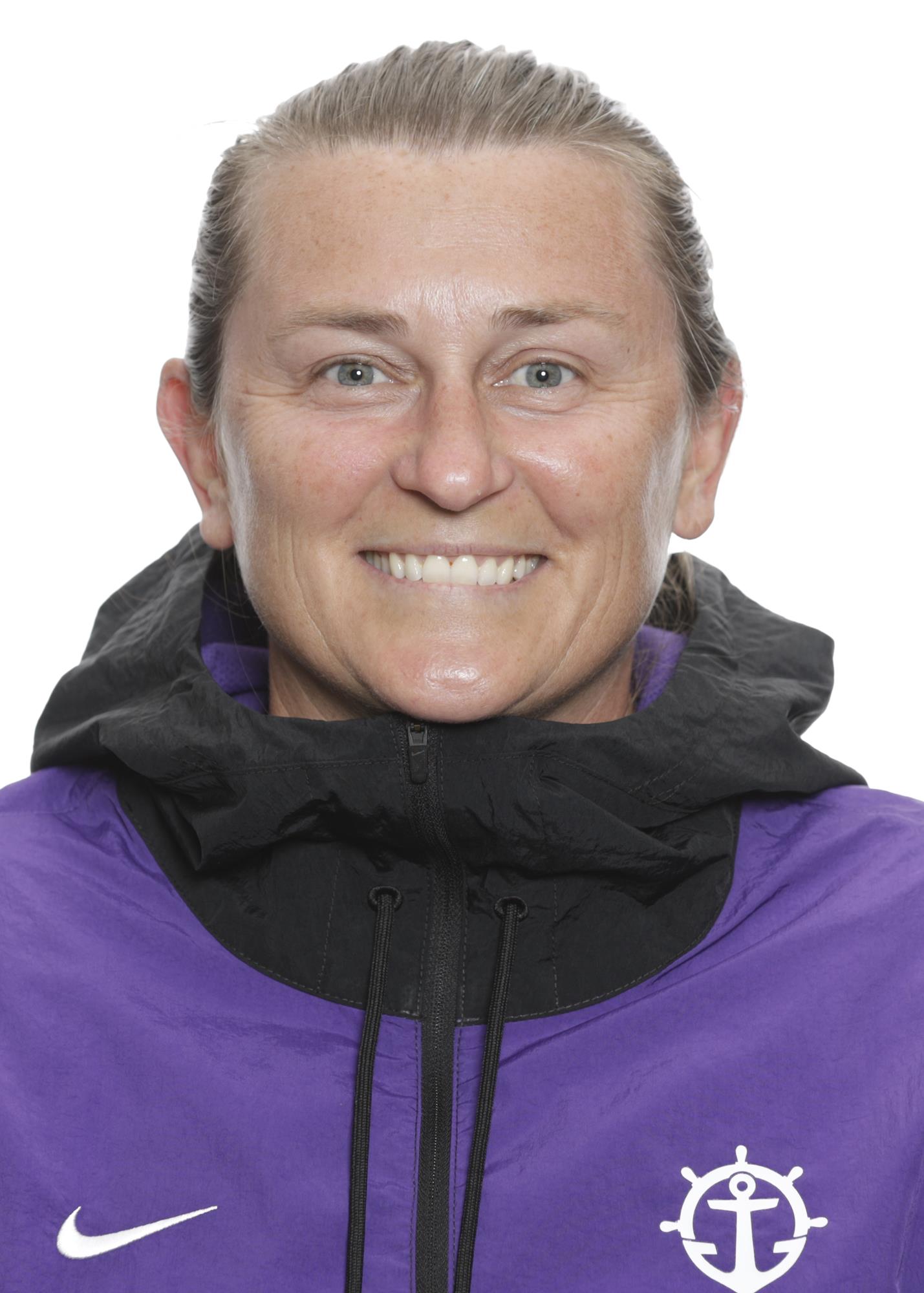 Tiffeny Milbrett Head Shot