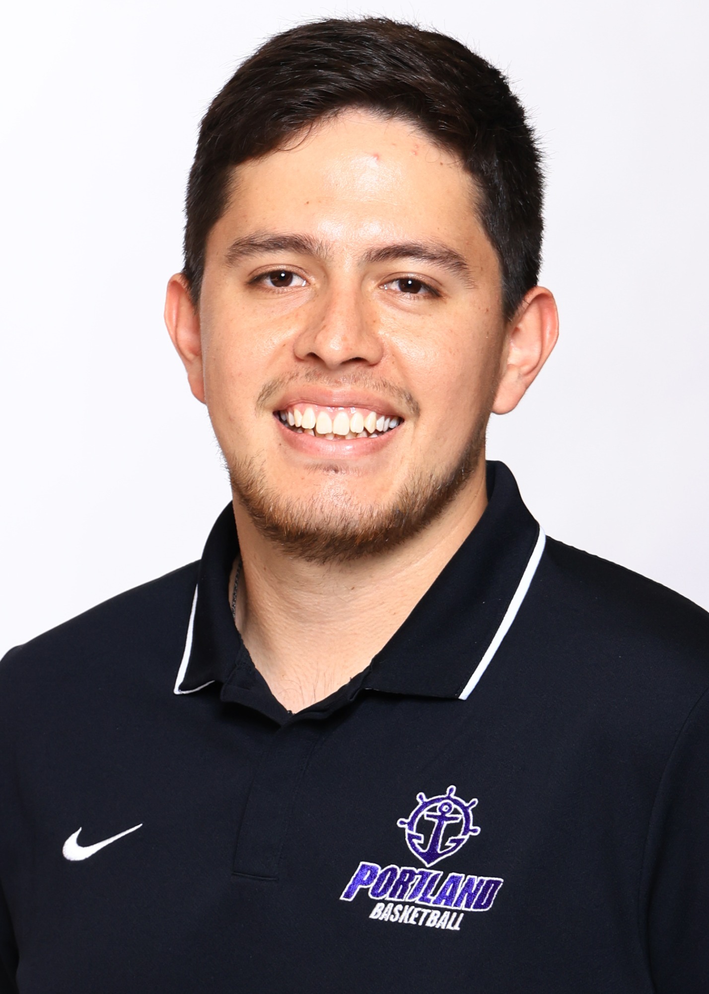 2022-23 MBB Head Shot of Nicolas Ducuara.
