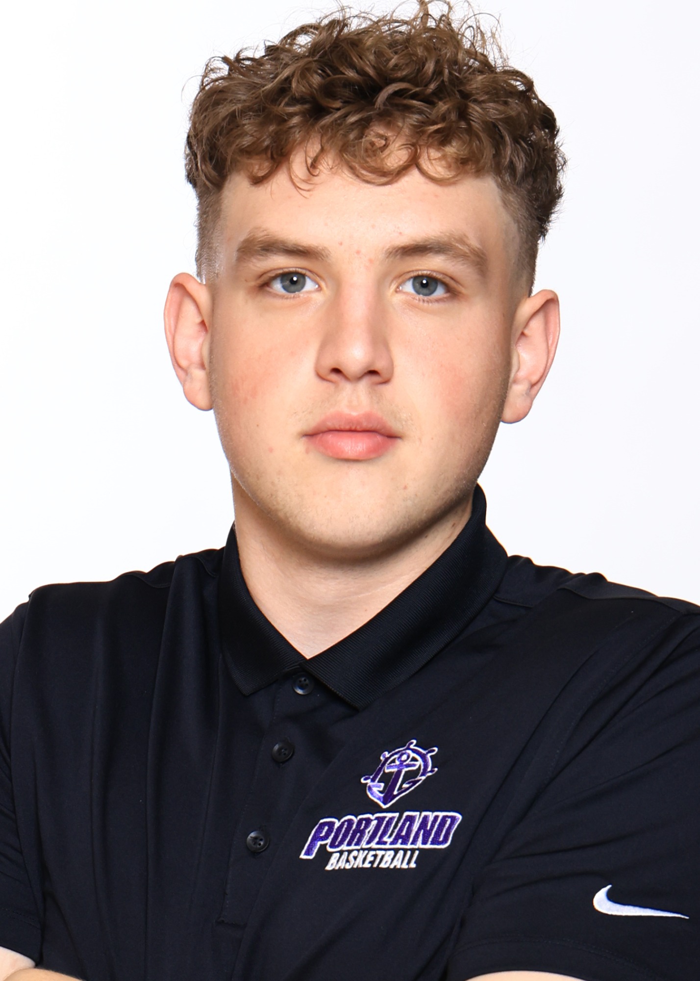 2022-23 MBB Head Shot of Xavier Vandermark Conway.