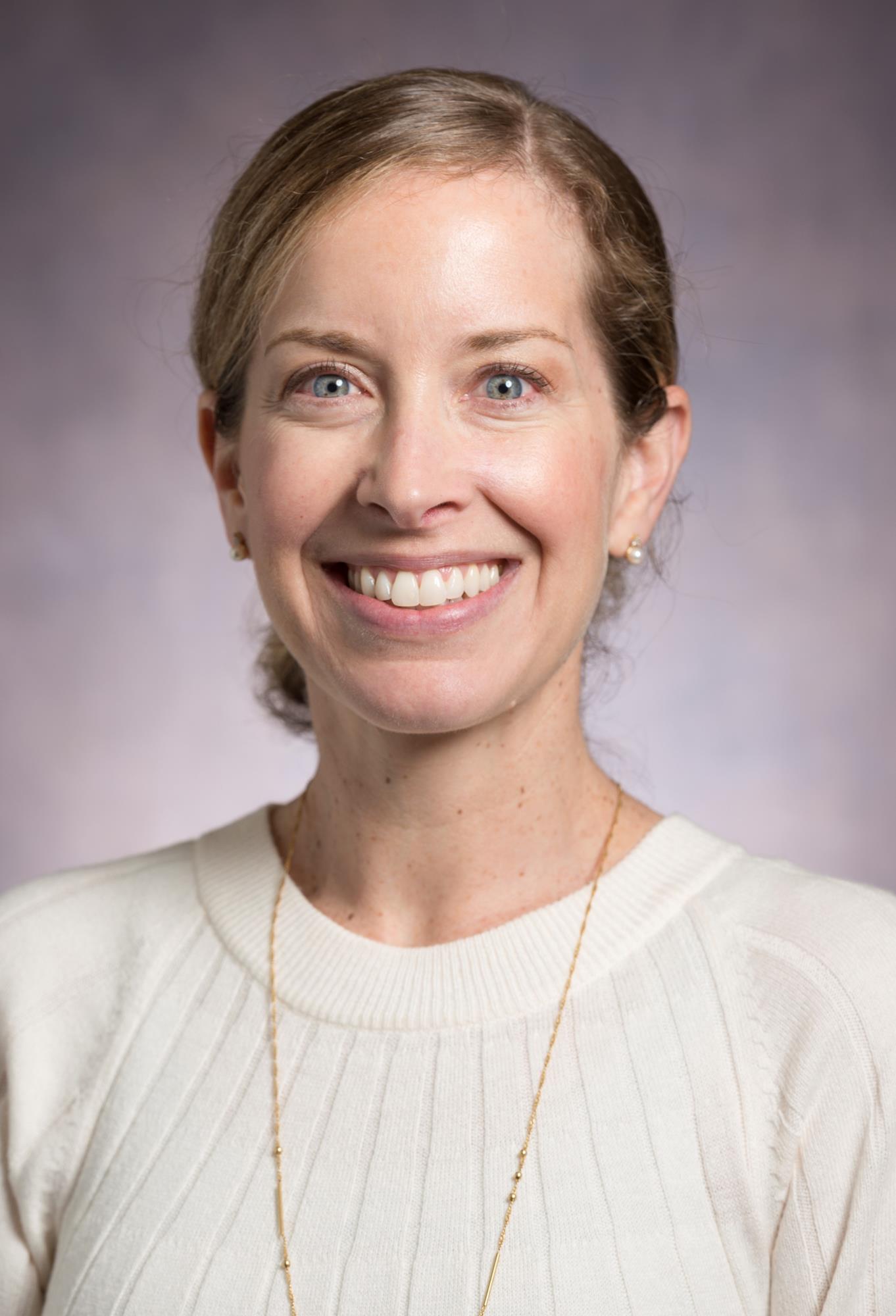 Amy Dames Smith_headshot