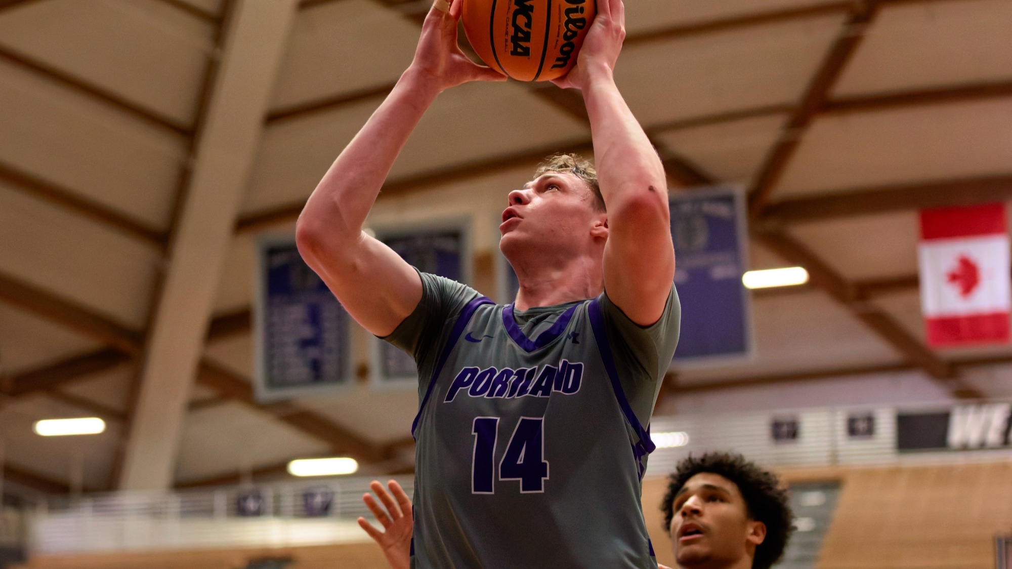 James O'Donnell scores at the rim against Long Beach State.