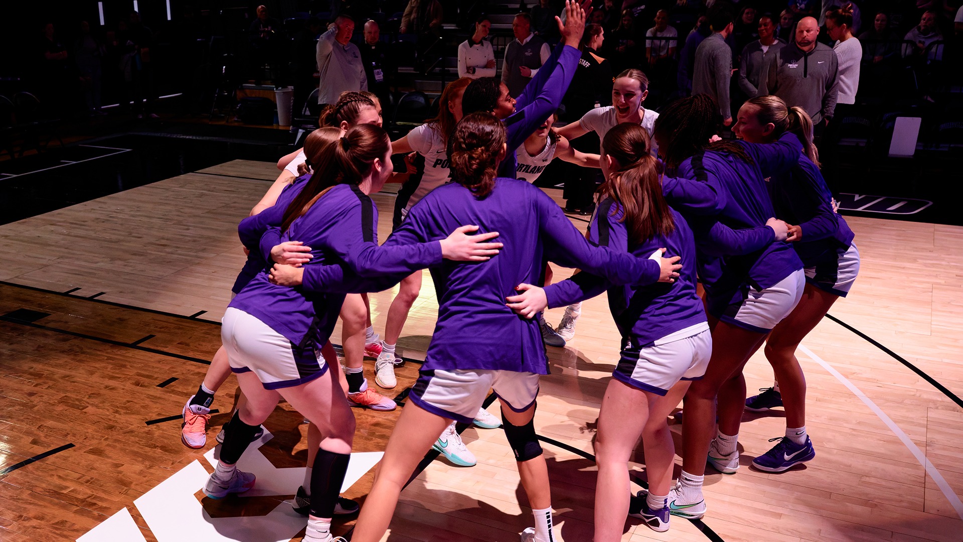 The Pilots hype themselves up ahead of the matchup against Pacific.