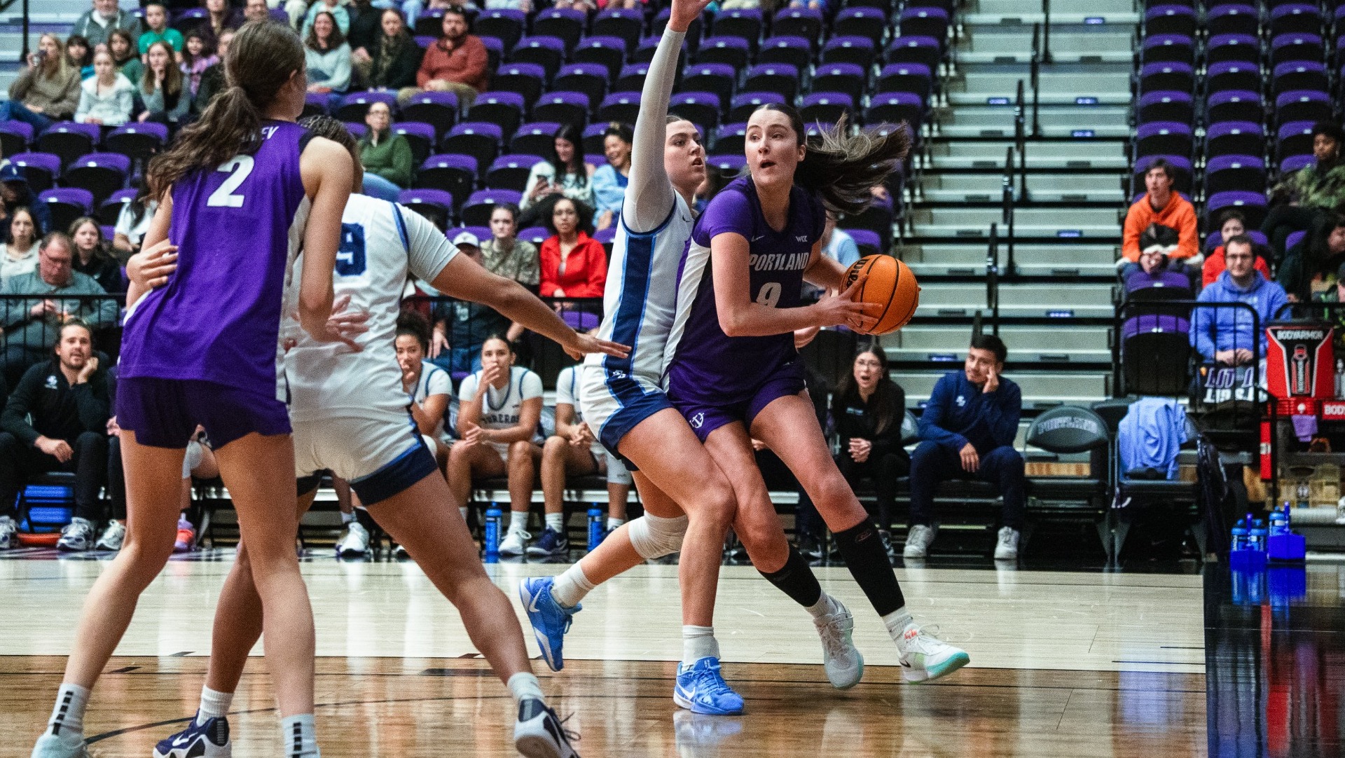 Jada Kennedy drives to the hoop.