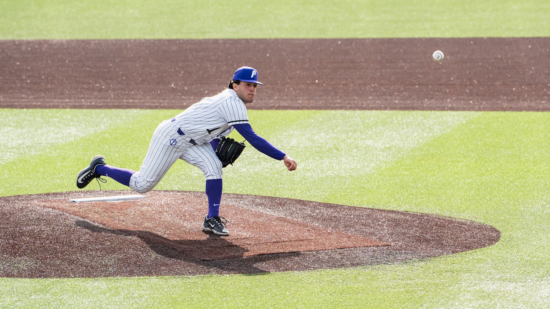 Will Labonte on the mound for the Pilots throwing a pitch.