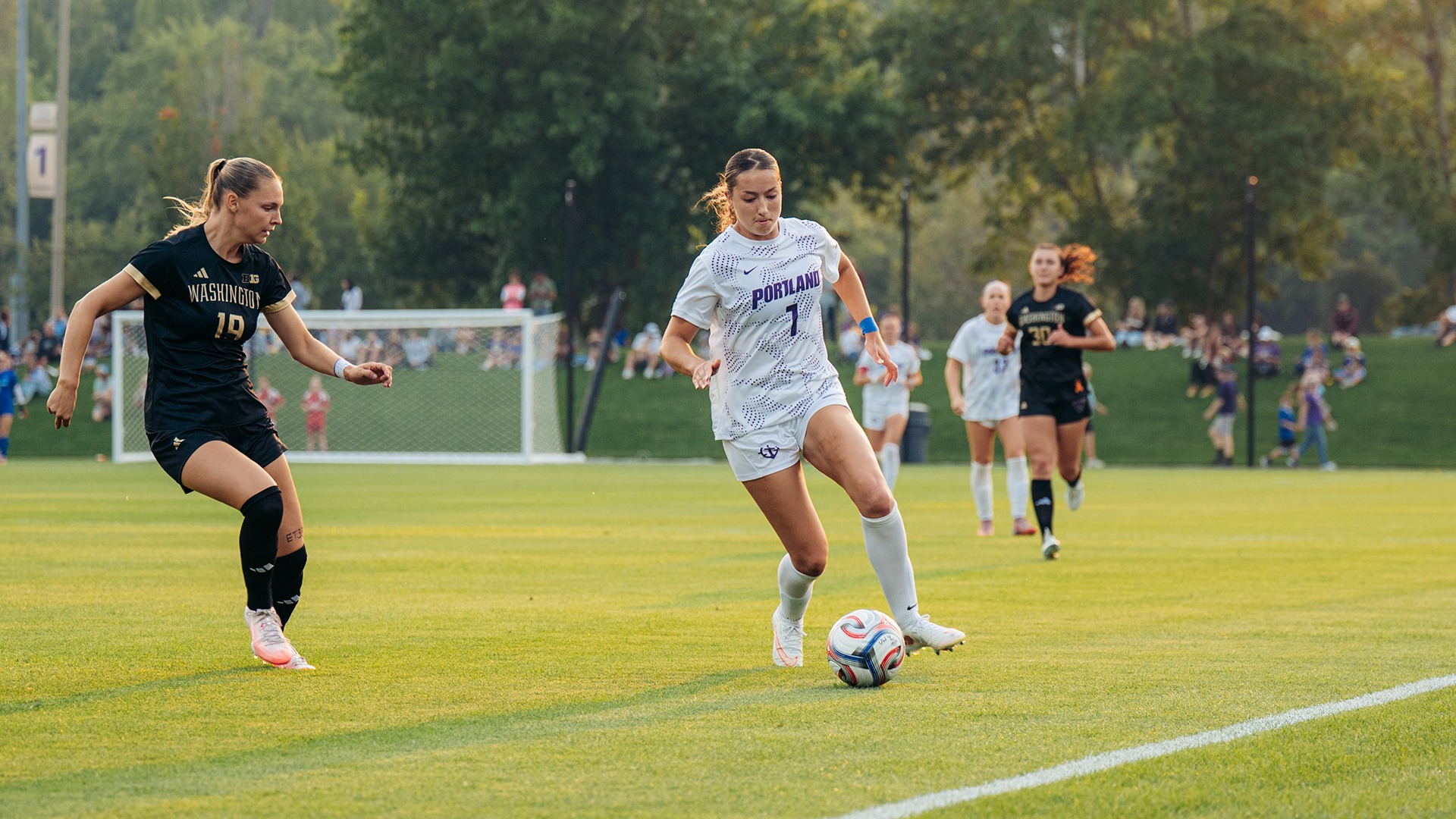 Xayla Black dribbles down the sideline against Washington.