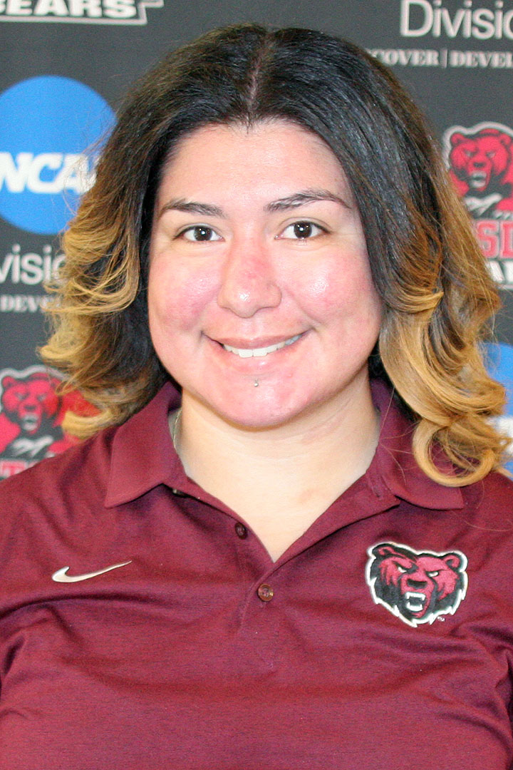Marissa Flores 2019-20 head shot.