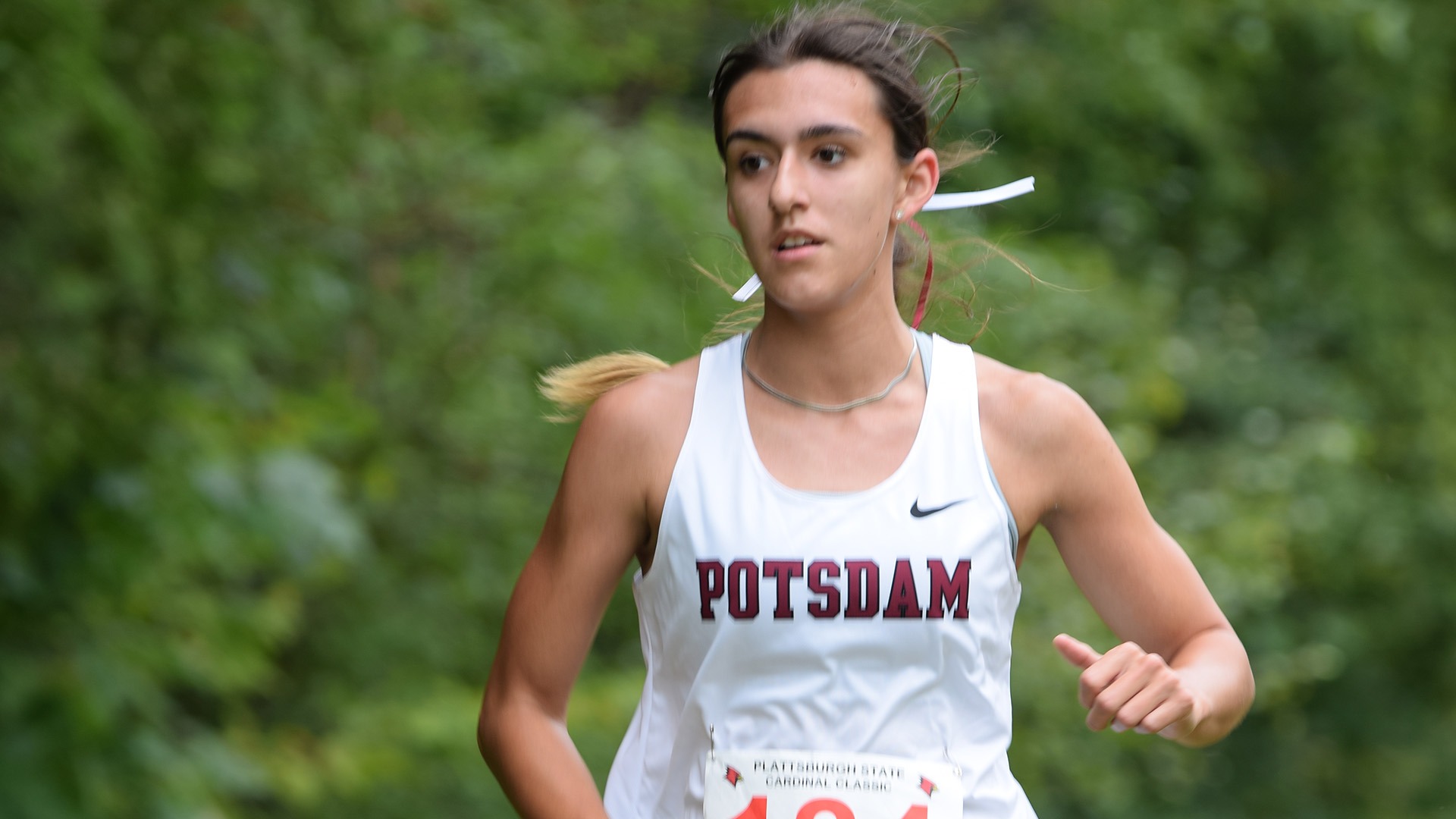Makayla Farmer runs at Plattsburgh on 8/31/24.