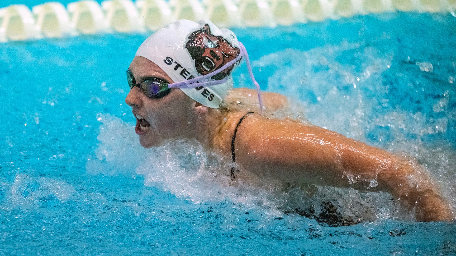 Katherine Steeves swims during the 2025-26 season.