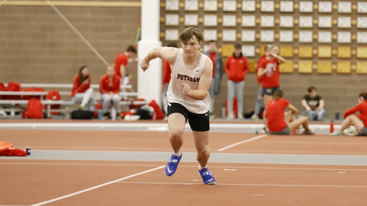 Talan Green takes a running start at SLU on 12/05/25. 