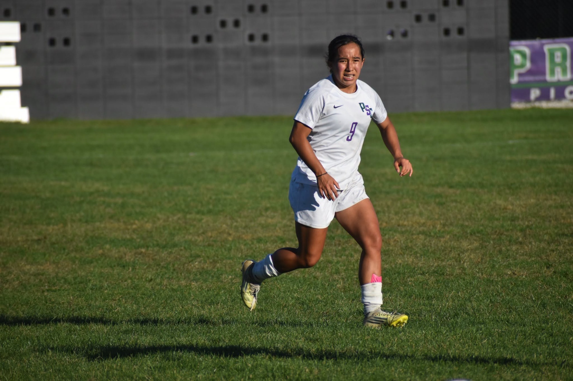 Ivana Rubio vs. Oakton