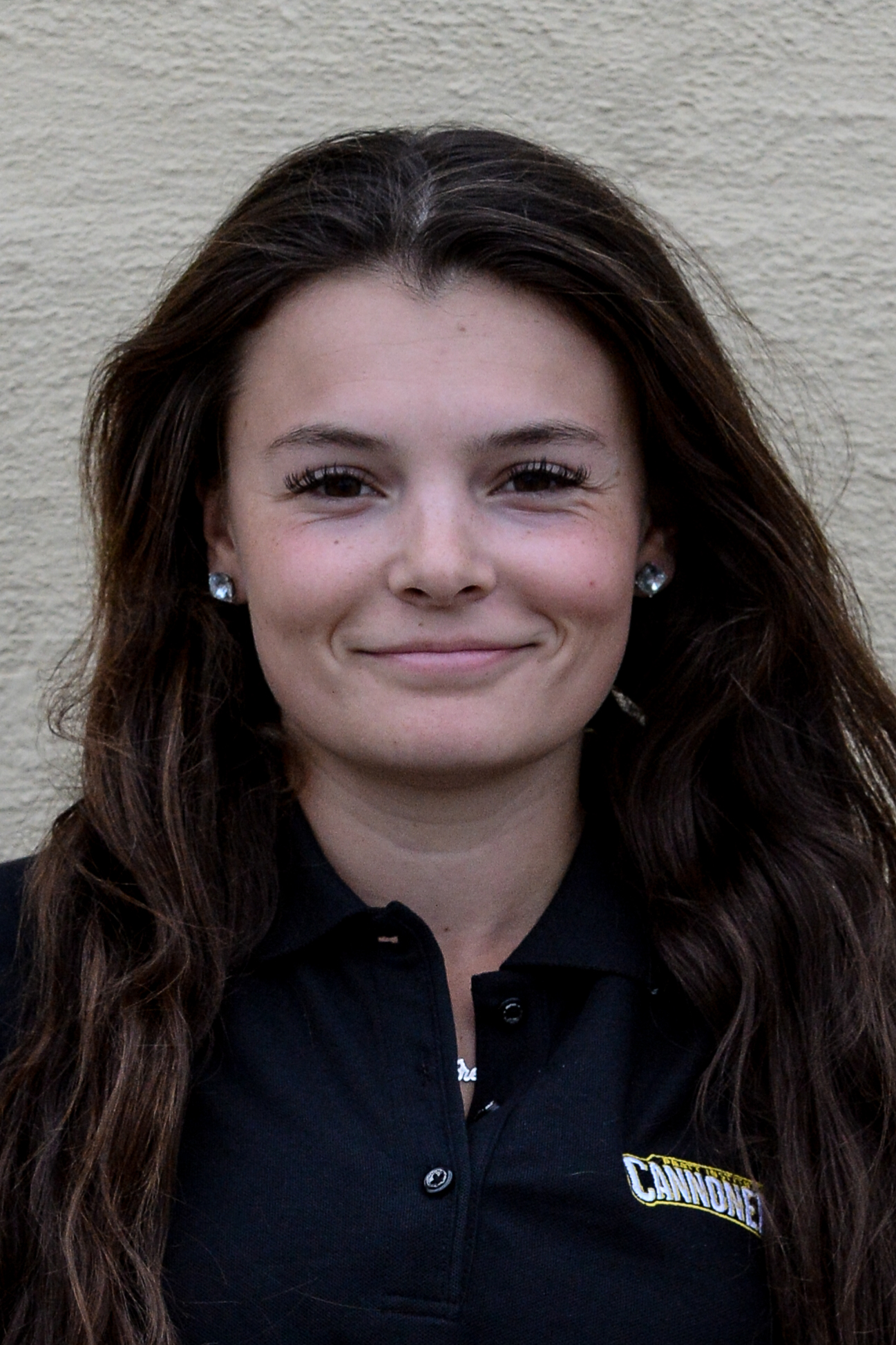 Kelly Kern Headshot