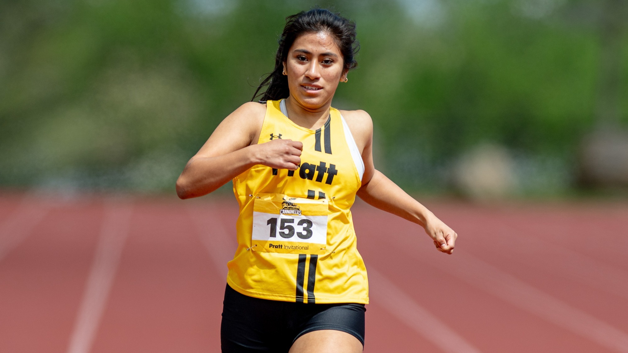 Lina Darcy crosses the finish line 