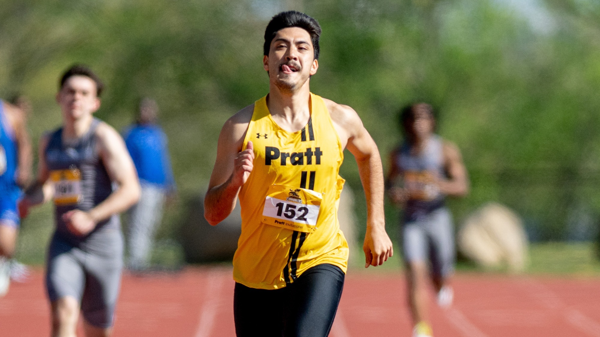 Anthony Cowell sprints down the finishing straight at the Pratt Invitational