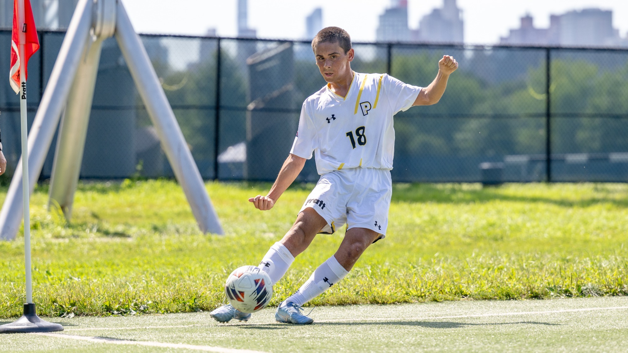 Dylan Knott takes a corner kick