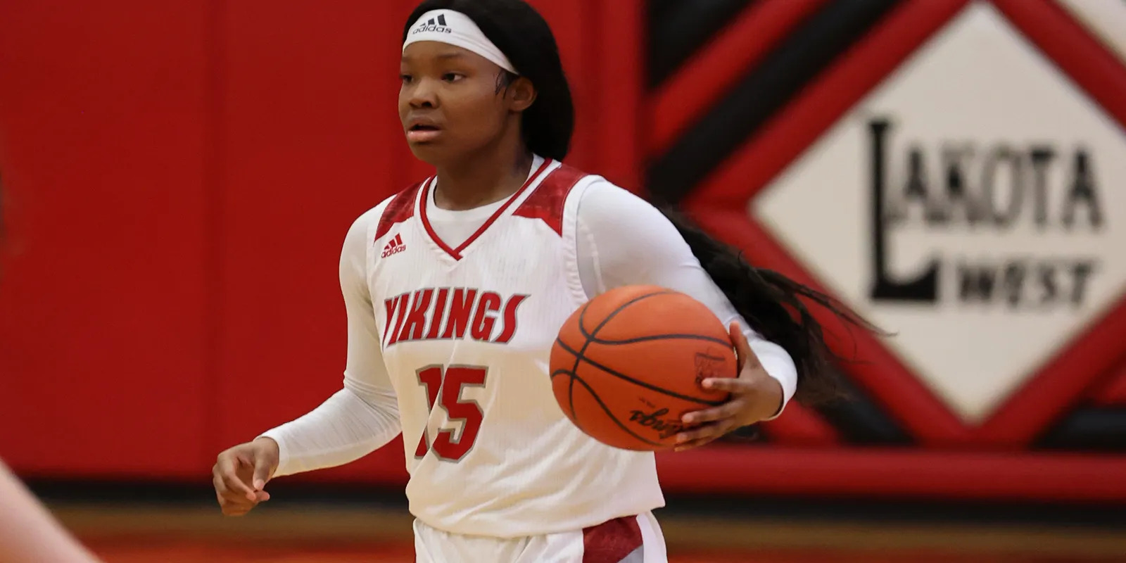 Solè Williams Commits to the University of Louisville Princeton