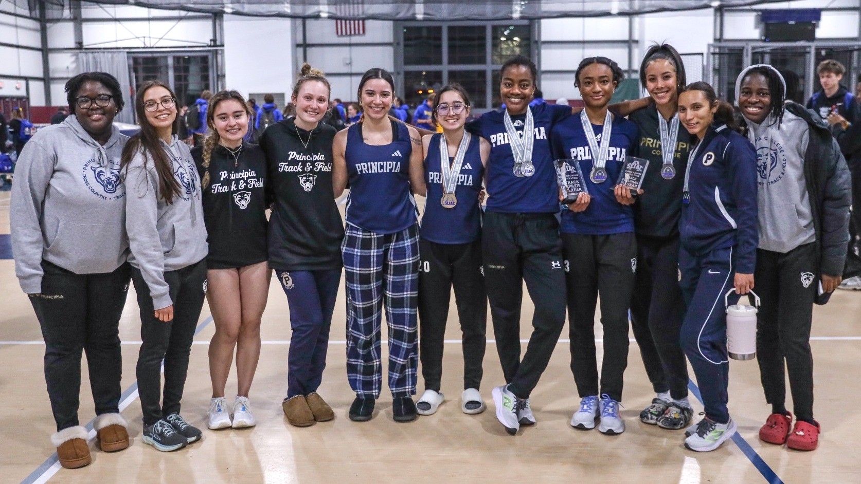 women's indoor track & field team 2025