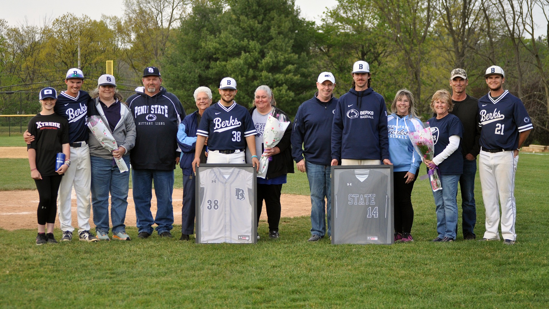 Baseball splits with Penn College on Senior Day Penn State Berks