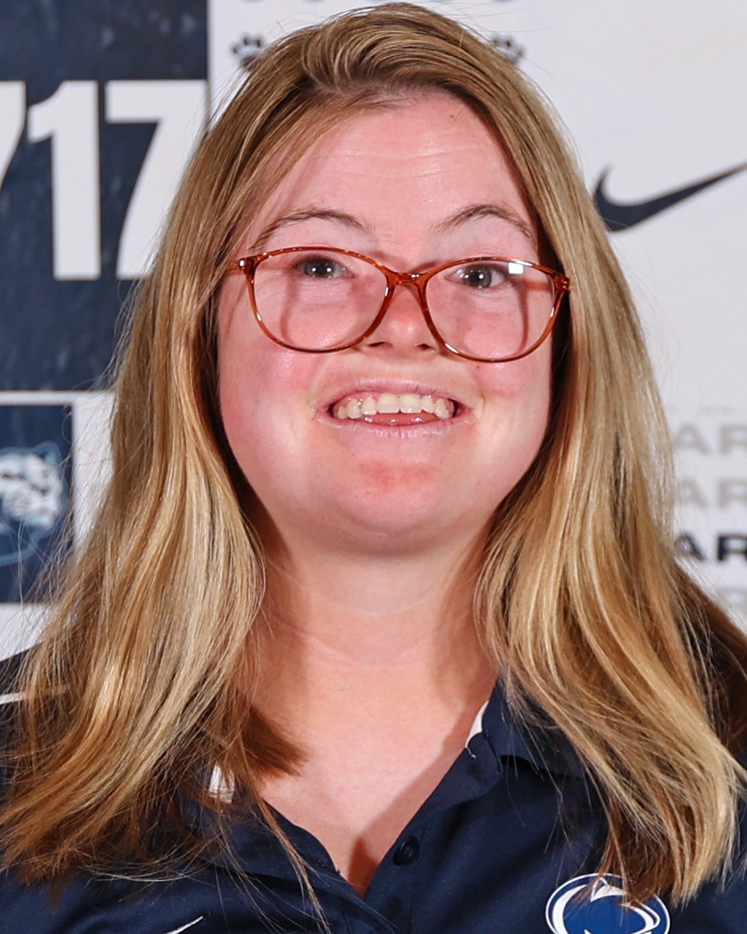 maggie kutz head shot