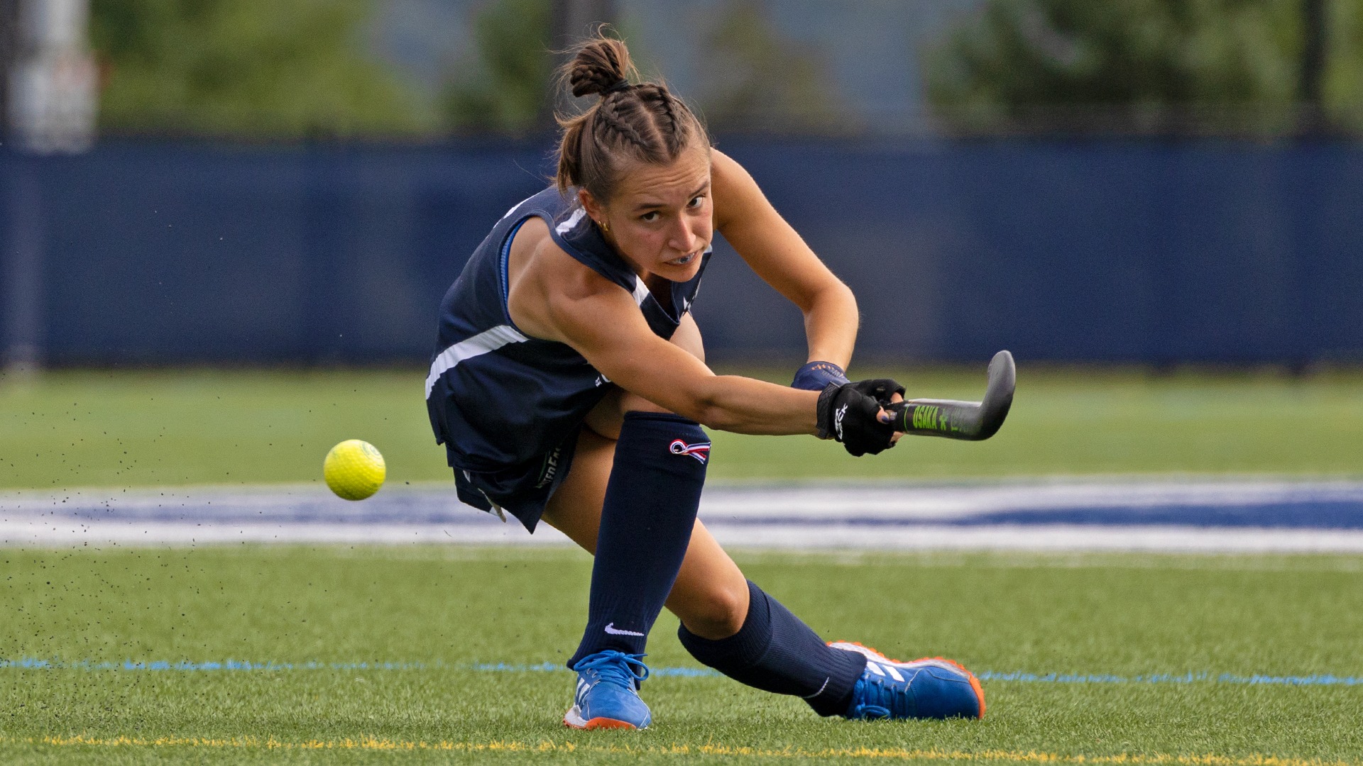 victoria castano colman passes a ball forward during a win over lebanon valley in 2025