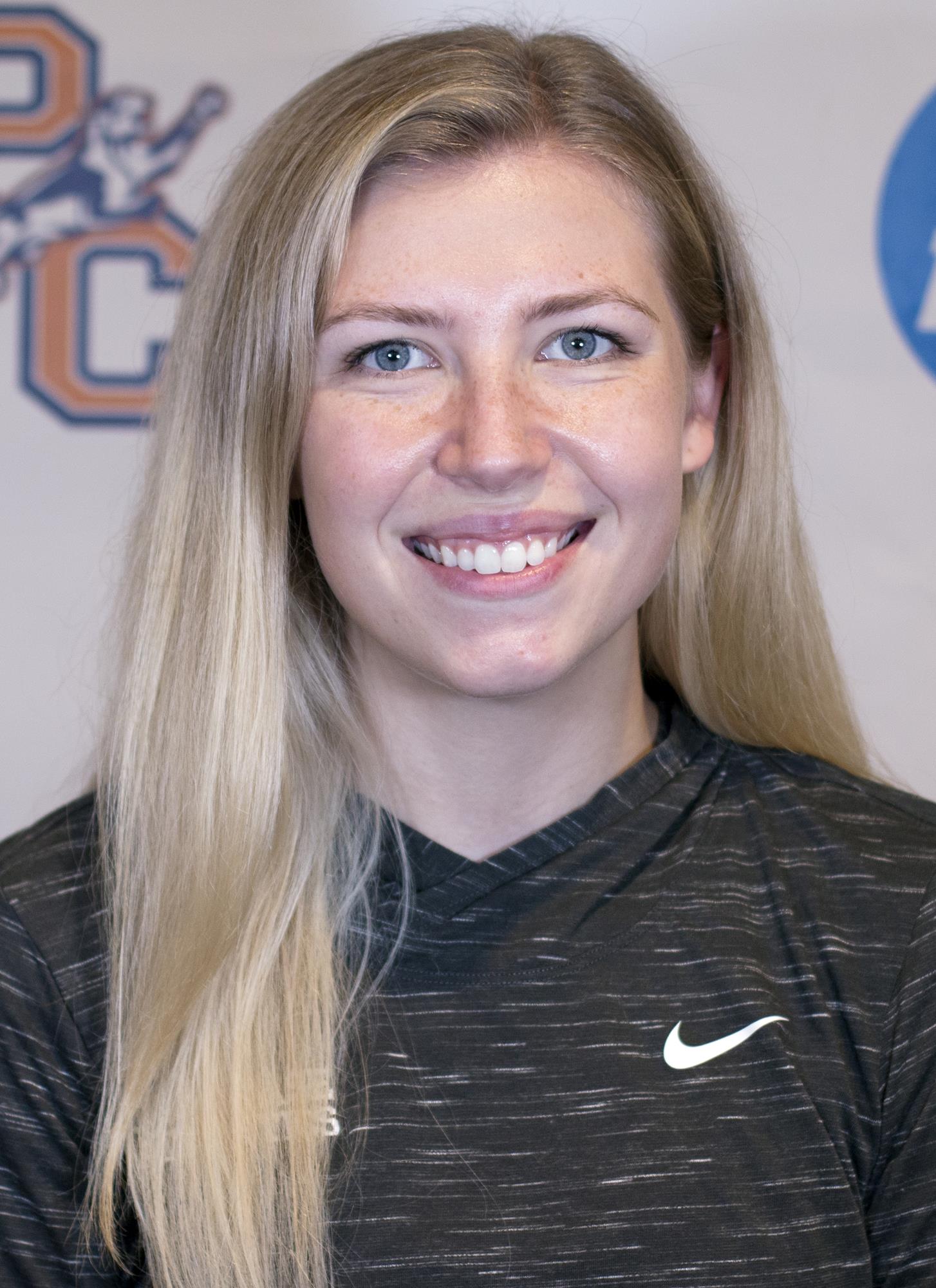 coach kerri neville headshot