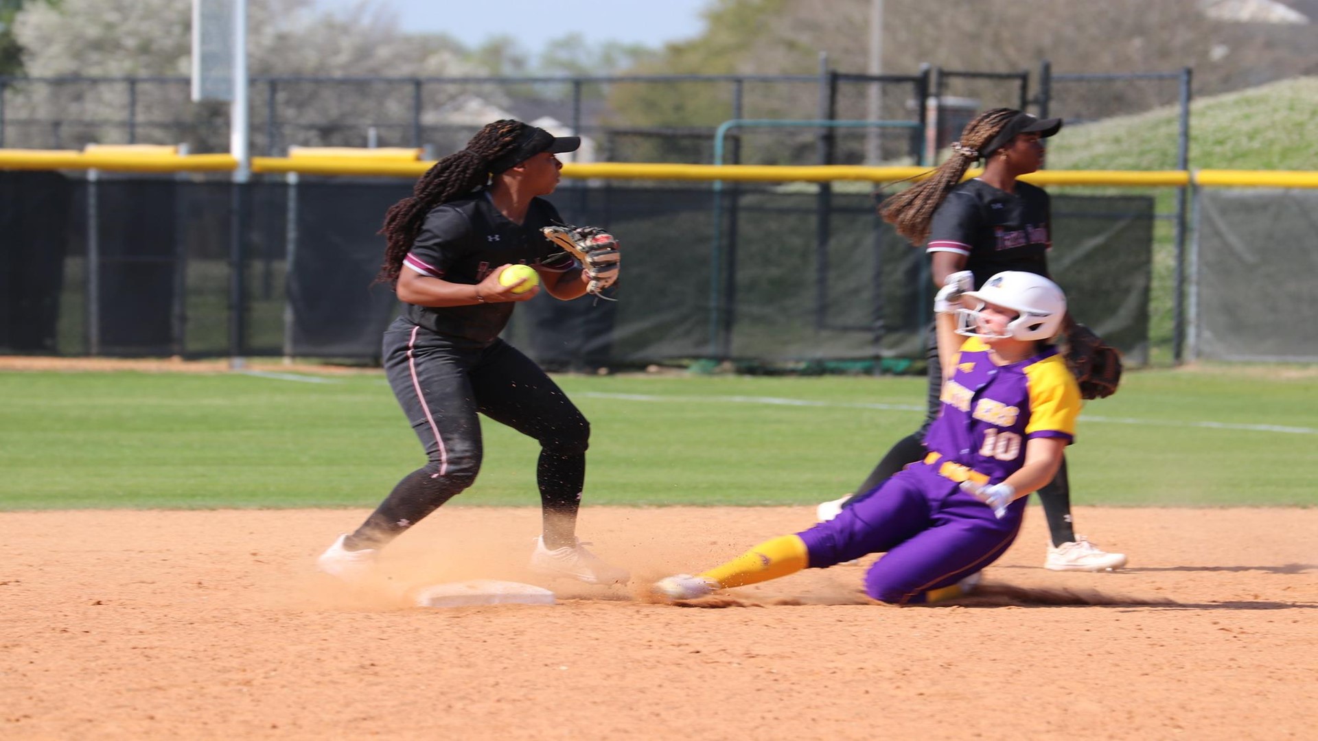 Biviana Figueroa Softball Prairie View A&M University Athletics