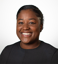 Kella Goins Headshot