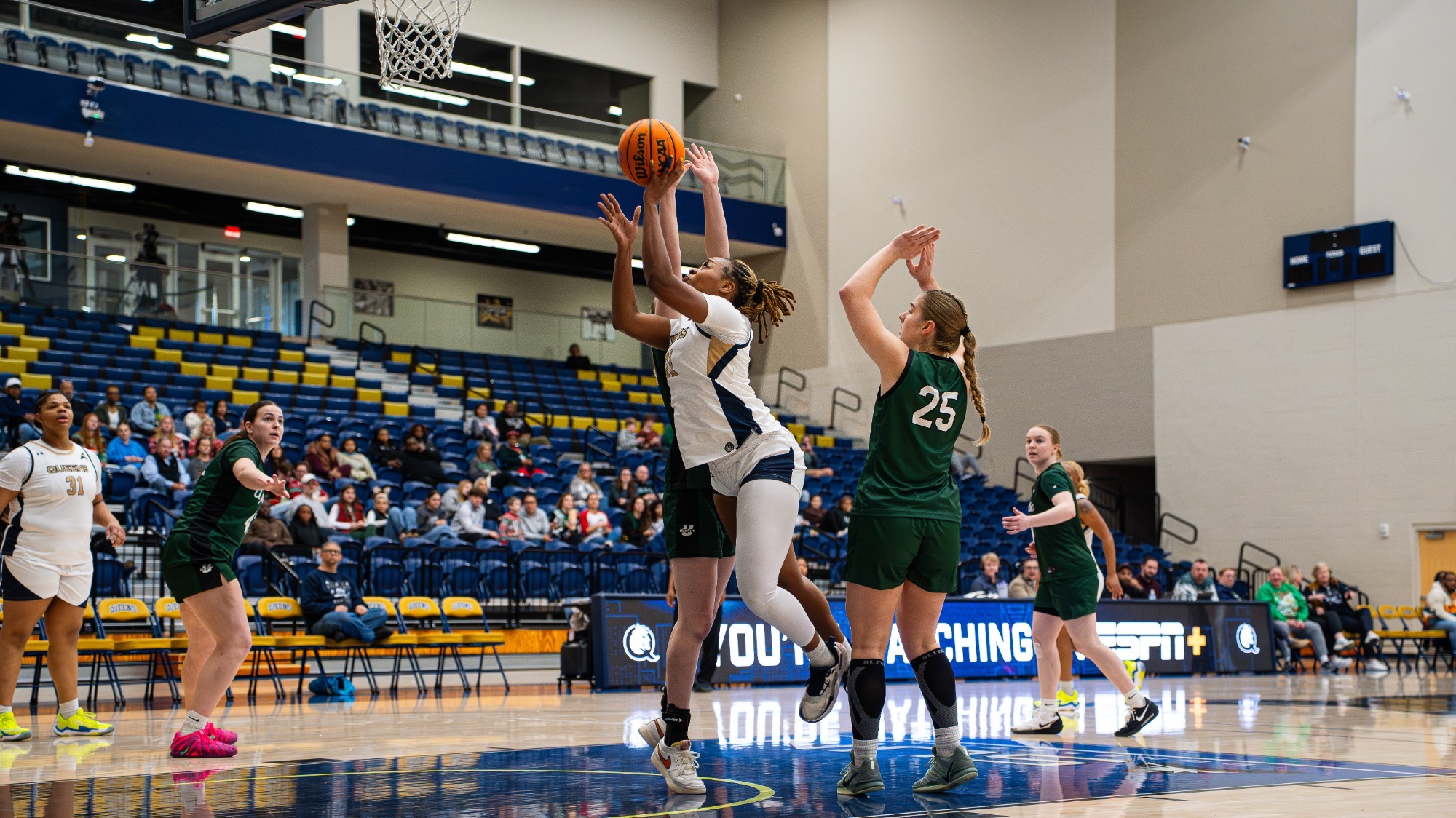 Hannah Hicks layup vs. USC Upstate