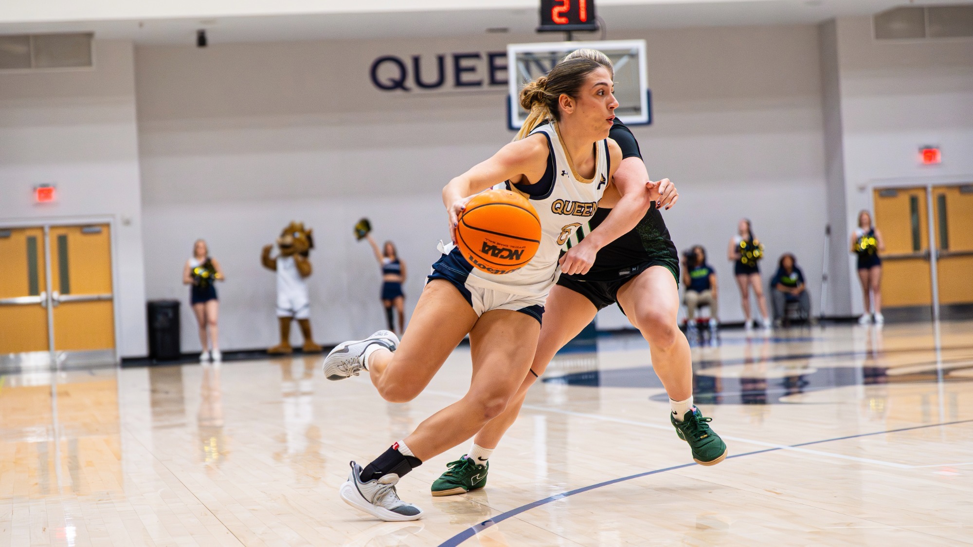Magda Freire driving vs. Stetson