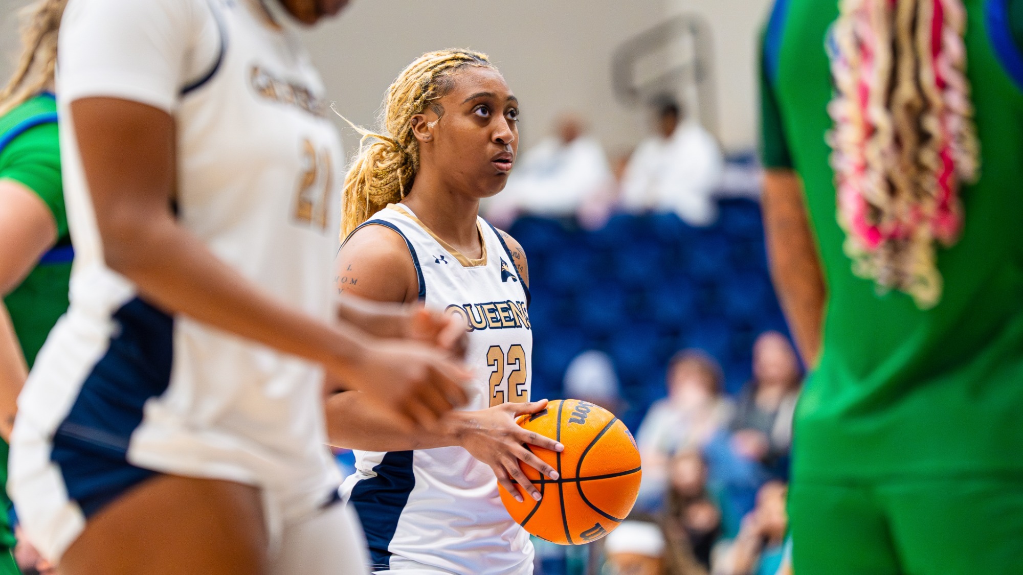Dayuna Colvin at the free throw line vs FGCU