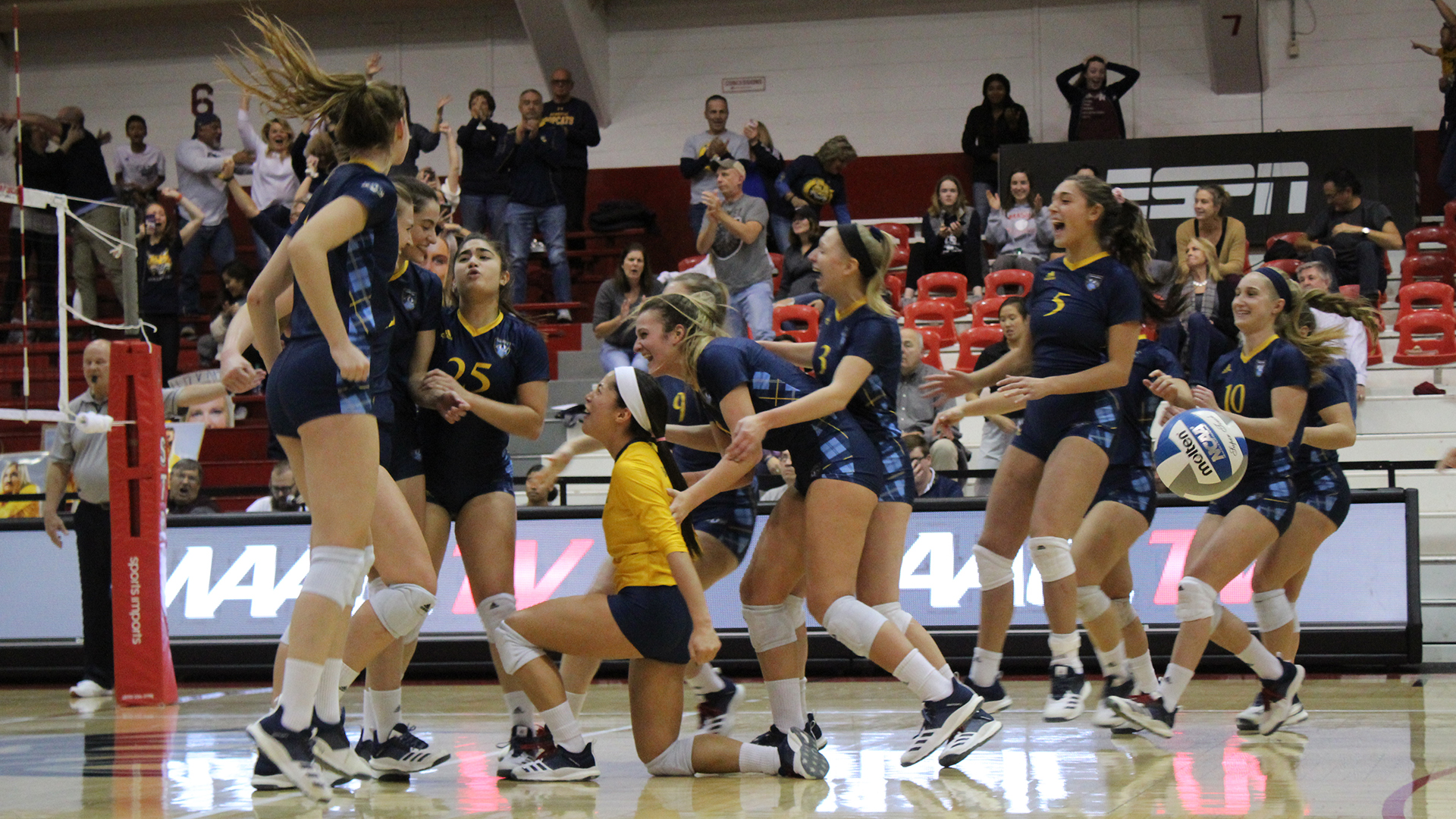 Women's Volleyball Announces 2021 Schedule Quinnipiac University