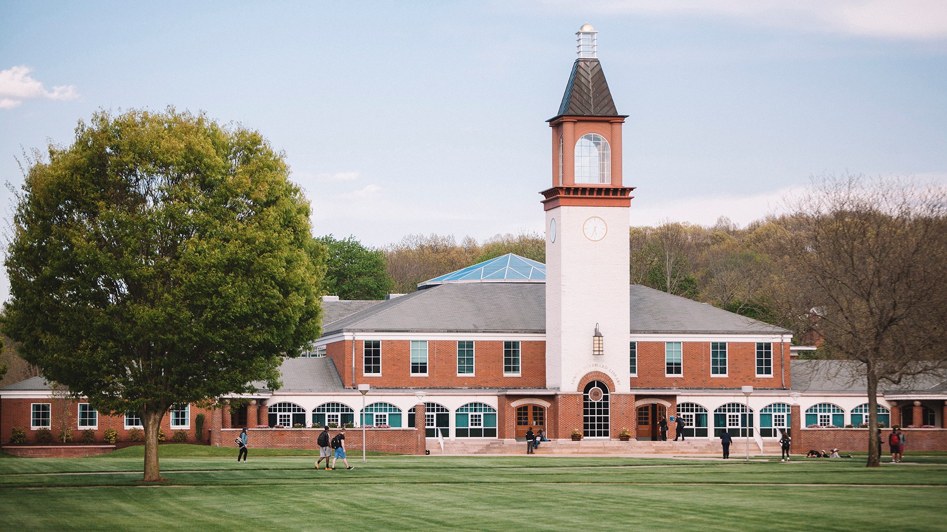 3 Quinnipiac Programs Post Perfect APR Scores in Latest Report