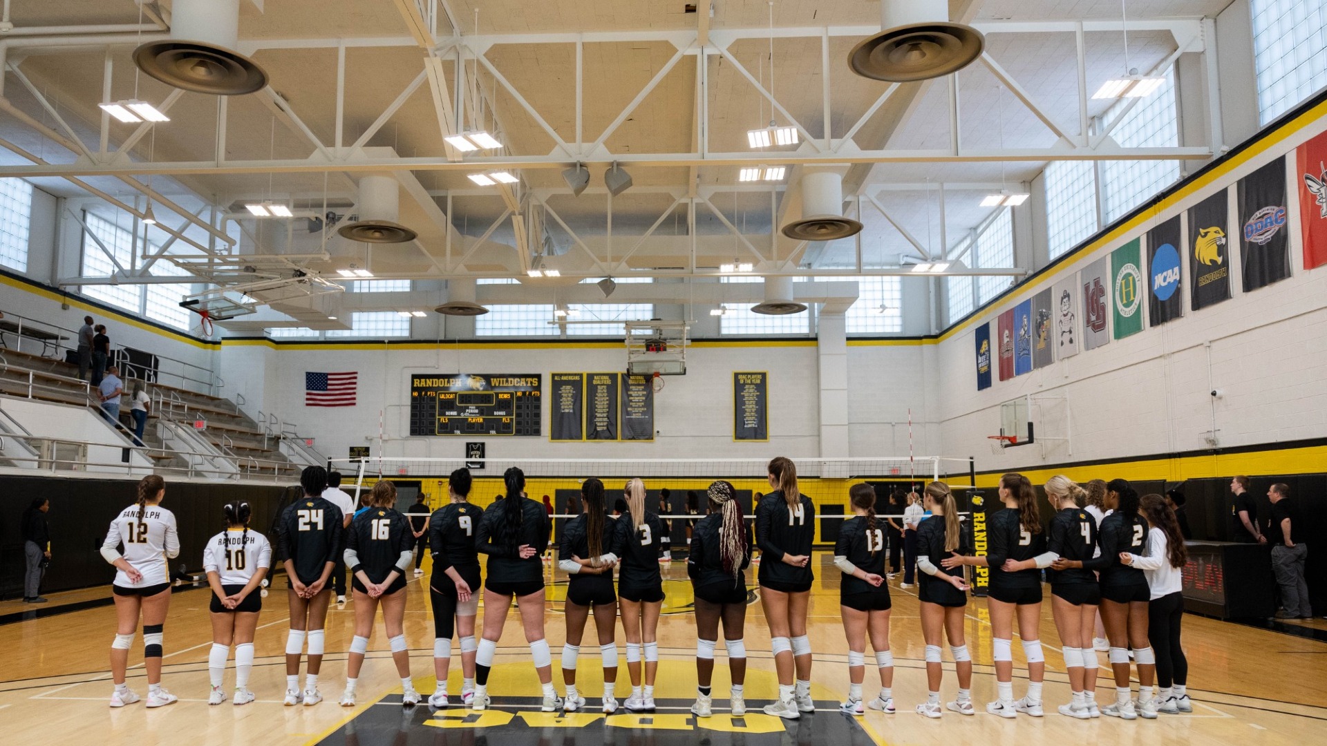 2025 WVB Team huddle