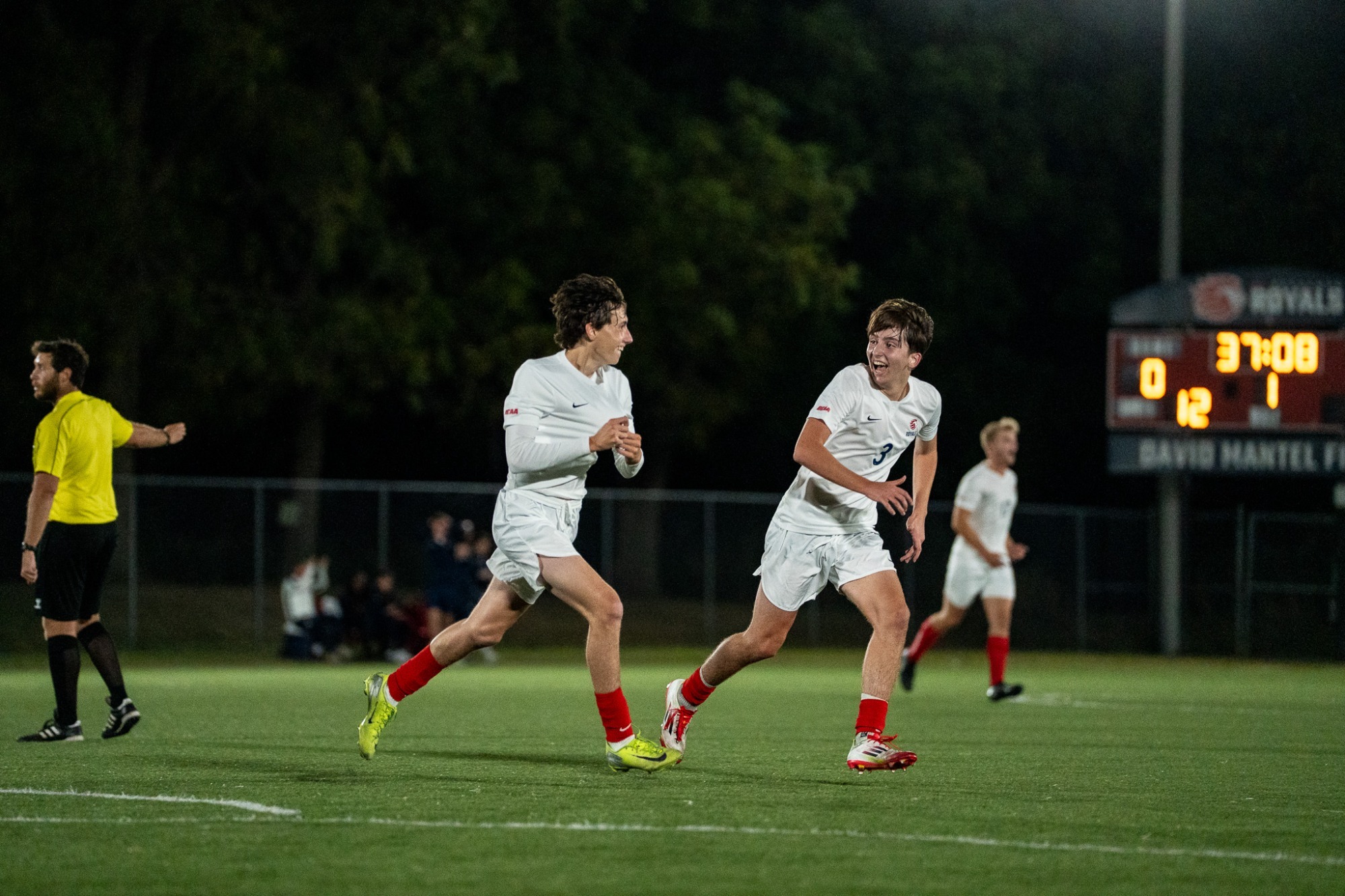 Luca Moras Celebrates with Georgiy Gavalov 