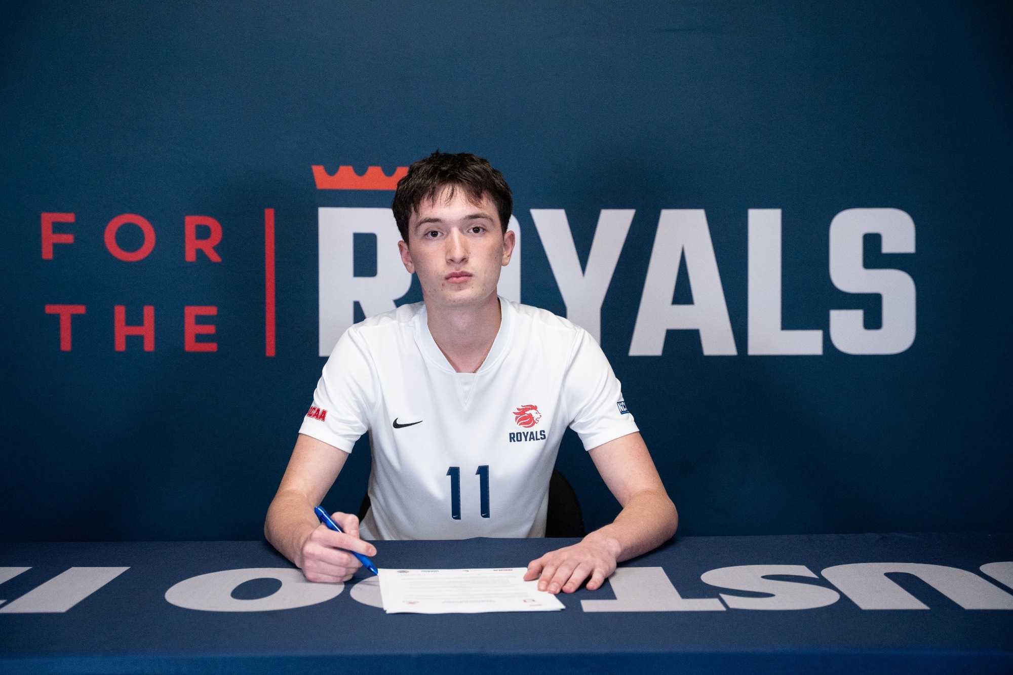 Ante Labrovic Signs with Men's Soccer