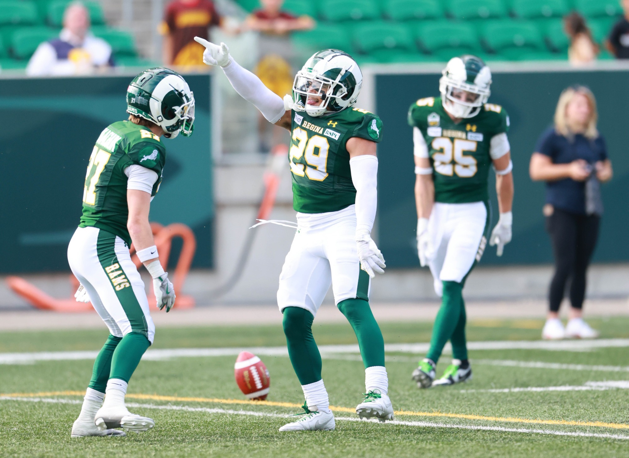 Wong, Tkachuk, Polischuk