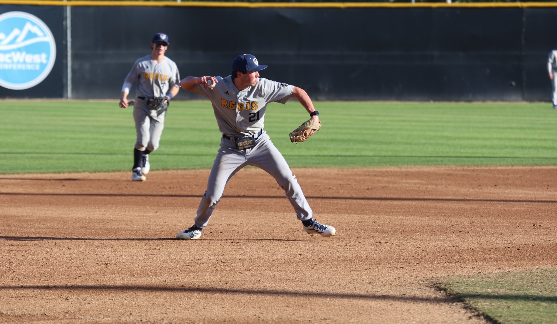 Pettingill Throw 26 1