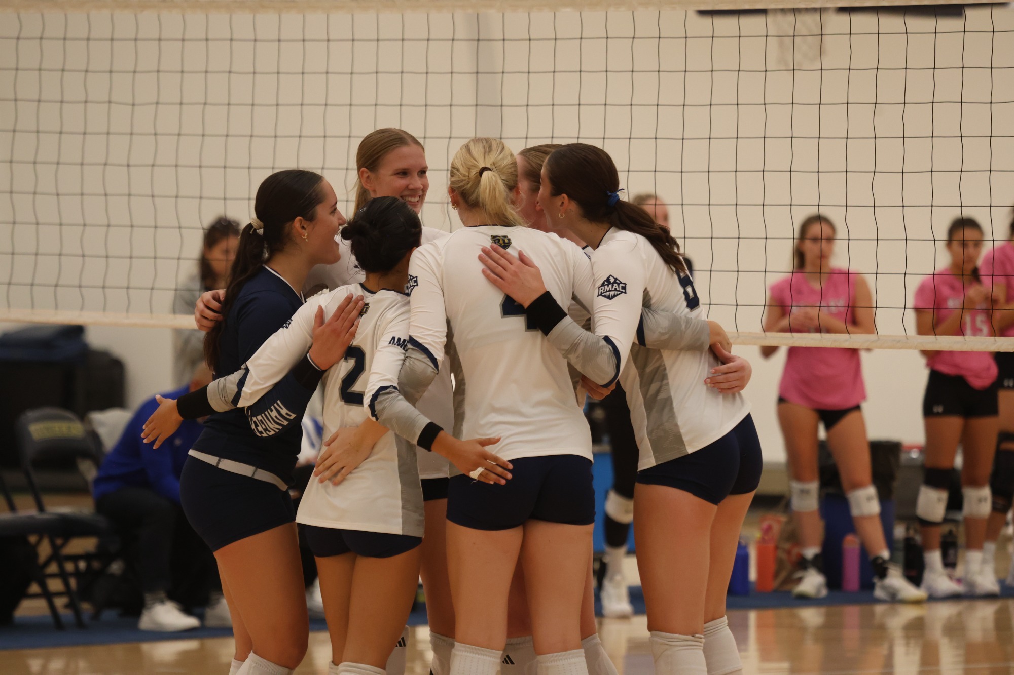 Regis VB Huddle 26 1
