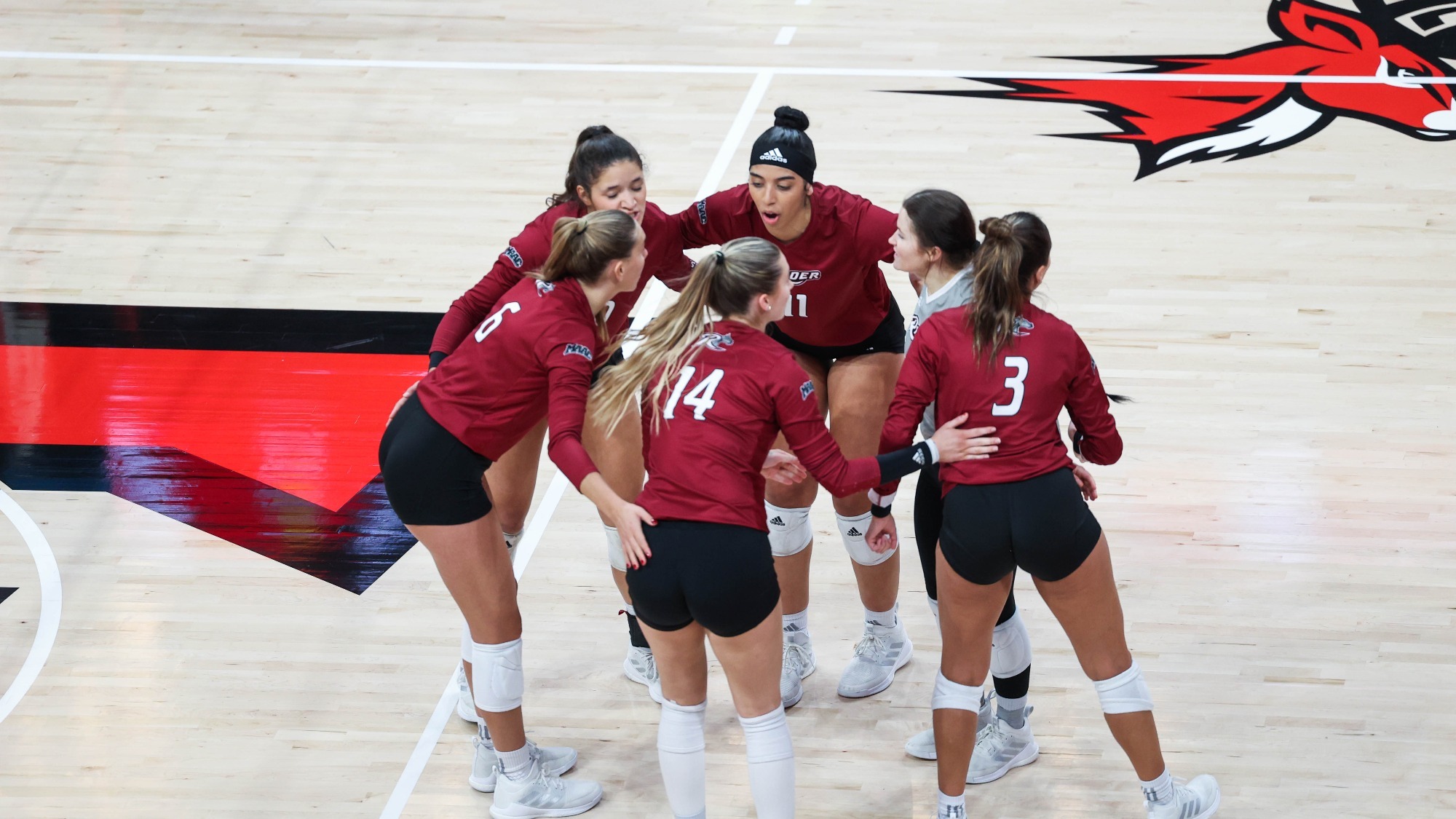Volleyball Wraps up Season at Fairfield Rider University Athletics