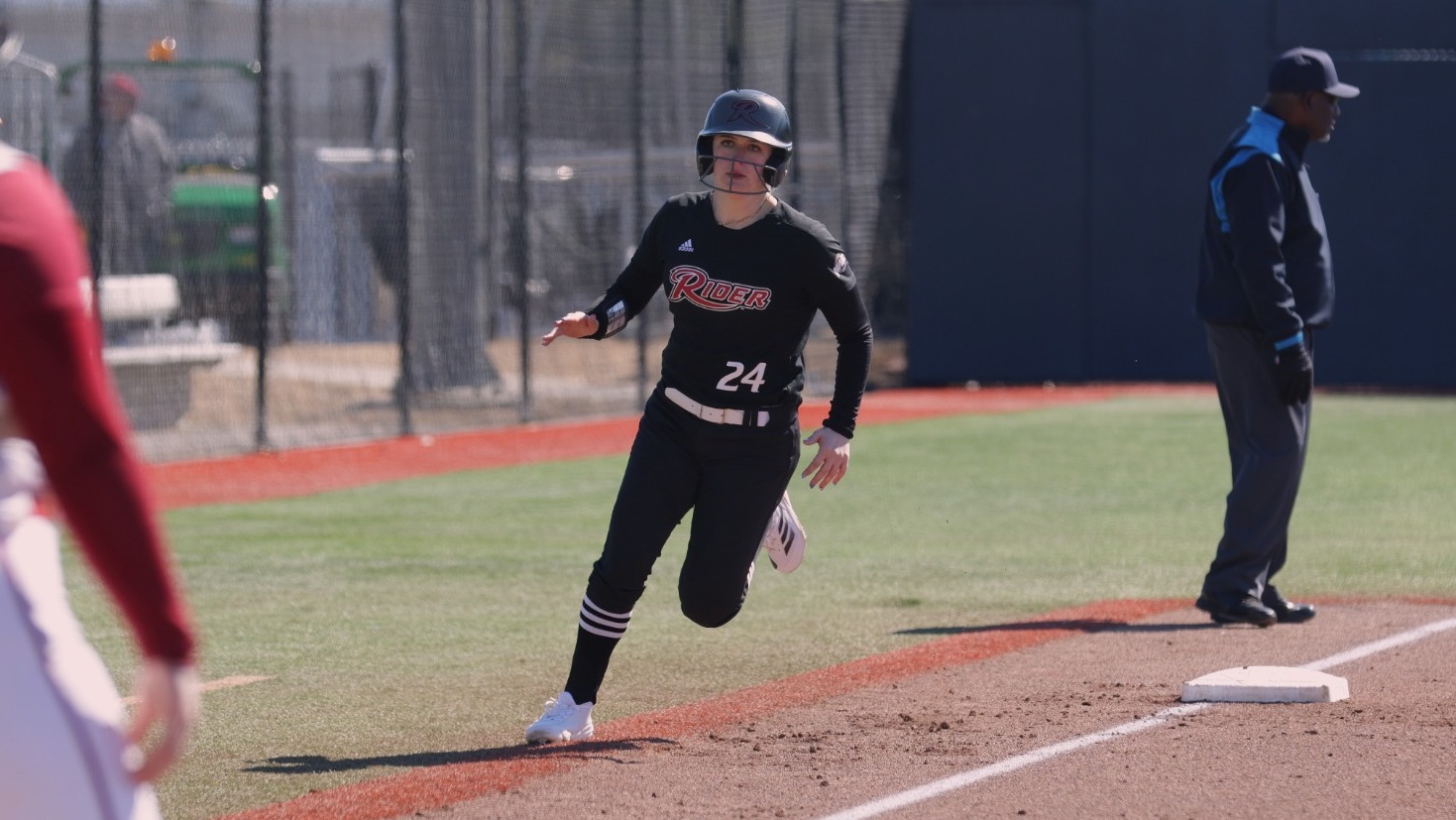 Fallyn Stoeckel baserunning UMass 2025