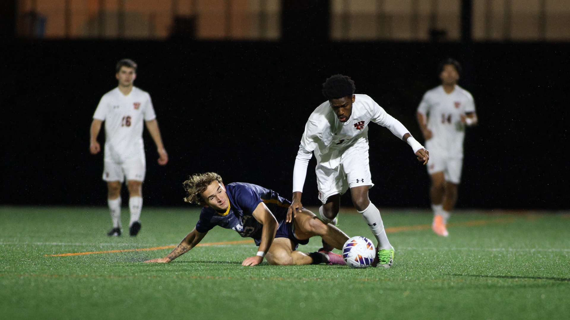 RIT's Idriss Diallo, #17, dribbles through contact on Oct. 22, 2025, at Tiger Stadium in Rochester, N.Y. Ithaca College Men’s Soccer defeats RIT Men’s Soccer 3-2. RIT Men's Soccer vs Ithaca. (Sawyer Emery/RIT Sports Network).