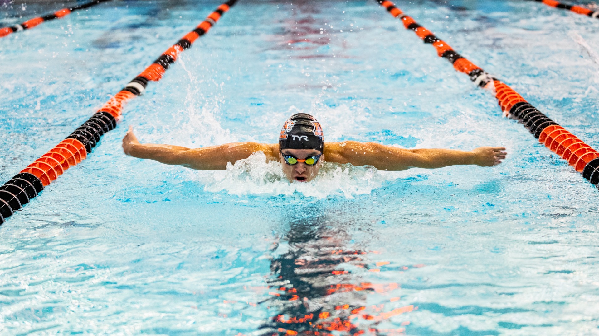 The RIT Swim and Dive teams compete agains Ithaca on Saturday, Nov. 22, 2025, at the Judson/Hale Aquatics Center. RIT Swim and Dive vs Ithaca. (Natasha Kaiser/RIT Sports Network).