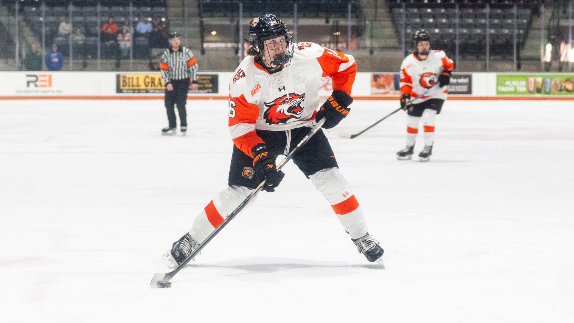 on Friday, Dec. 5, 2025, at Rochester Institute of Technology . RIT Women's Hockey vs the University of Delaware. (Elizabeth Robertson/RITAthletics) 