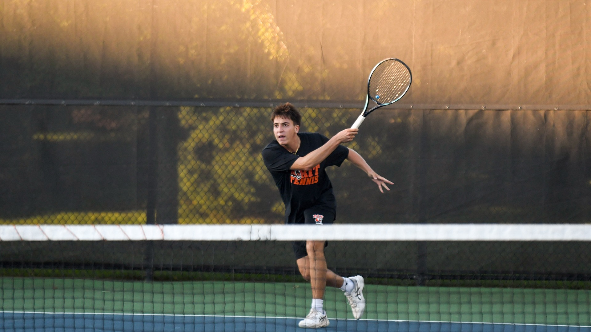 RIT’s Gabriel Escobar, served the ball to opponent in match vs. Allegheny College. On Wednesday, Oct. 2, 2024, at the Outdoor Tennis Courts in Rochester, New York. RIT Men’s Tennis vs. Allegheny College. (Elizabeth Robertson/RITAthletics) 